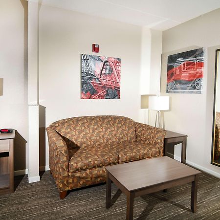 Best Western Plus Sandusky Hotel & Suites Kültér fotó